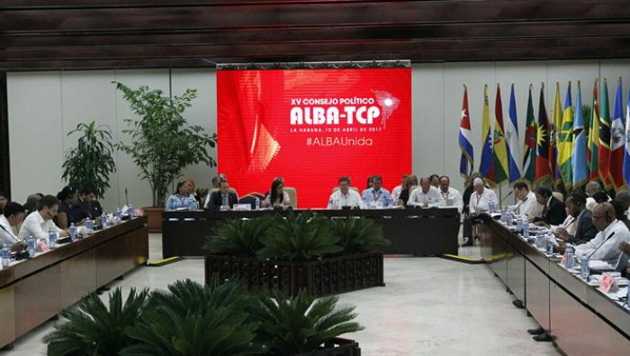 Este mecanismo de concertación internacional fue fundada en 2004 por los líderes de Cuba y Venezuela, Fidel Castro y Hugo Chávez.
