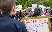 Durante semanas, los manifestantes congregados en Jefferson Square Park han exigido que se investigue la muerte de Breonna Taylor y se ponga fin a la violencia policial.