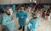 Profesionales de la salud de Brasil manifiestan que el Gobierno de Bolsonaro ha abandonado la atención del sistema sanitario.