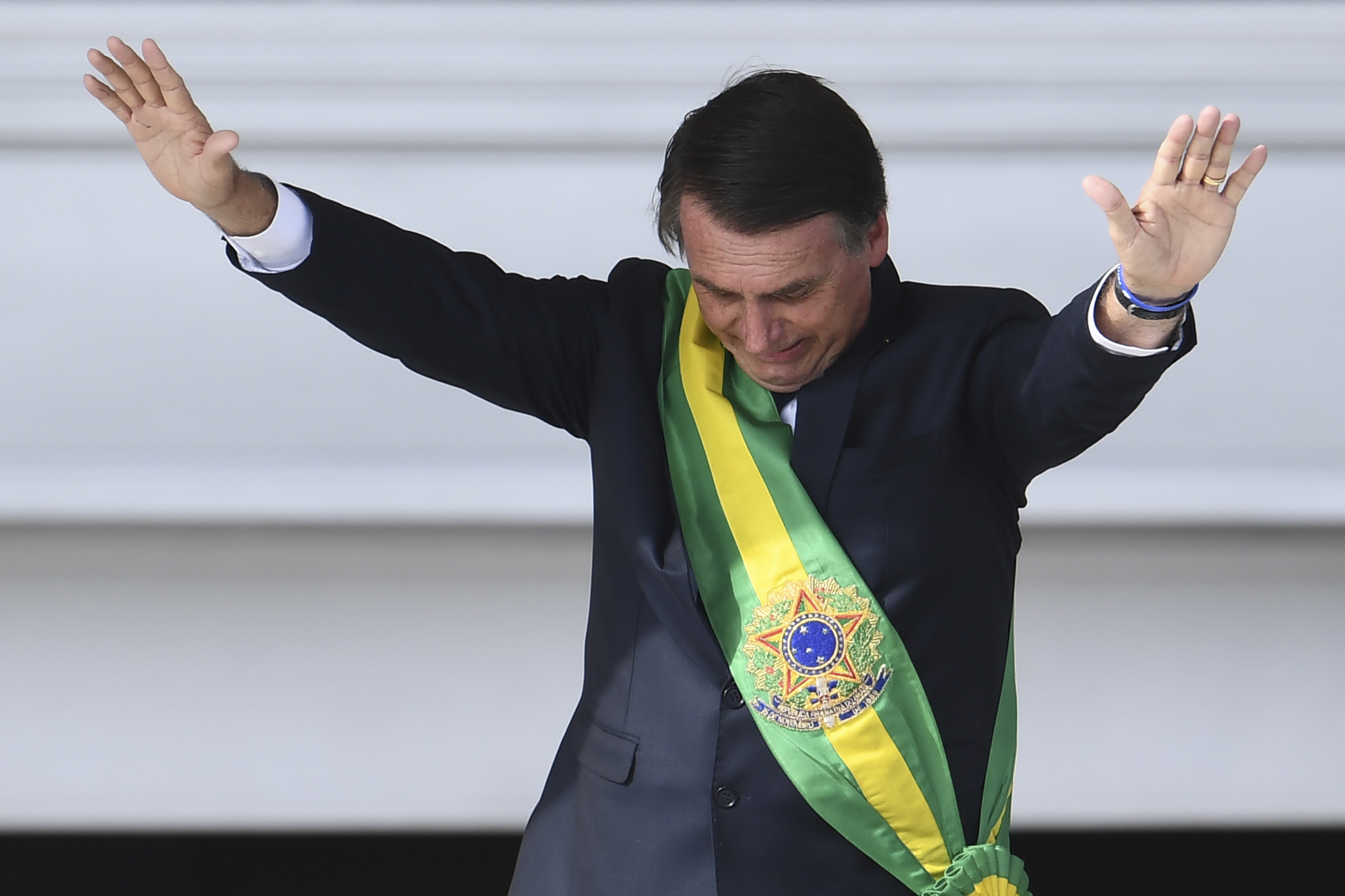 Bolsonaro “Soy Mesías pero No Hago Milagros”