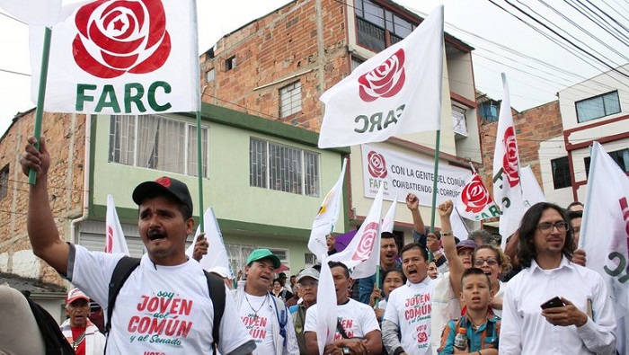 El partido FARC ha exigido de manera sistemática que el Gobierno colombiano brinde garantías reales de protección de la vida y la dignidad de los exguerrilleros.
