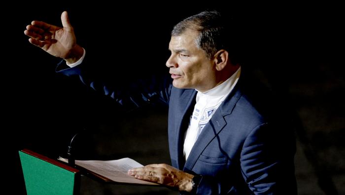 El expresidente ecuatoriano, Rafael Correa, compartió la denuncia oficial en su cuenta de Twitter.
