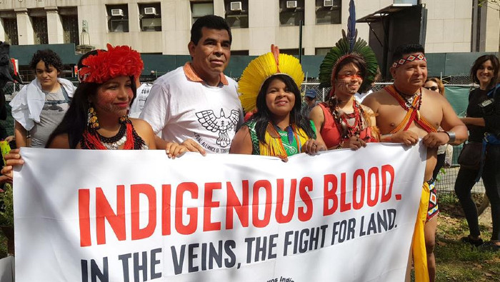 Los activistas miembros de comunidades indígenas son los que más probabilidades tienen de sufrir violencia por sus actividades.