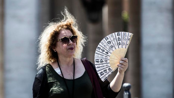Los analistas esperan afectaciones económicas por la ola de calor.