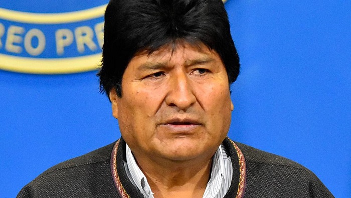 Evo Morales advirtió que el Gobierno de facto planea tomar las intalaciones de las emisoras comunitarias que difunden la verdad en el país.