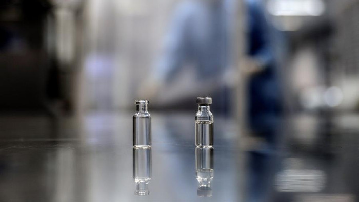 EE.UU. y China, junto a Rusia, lideran los esfuerzos mundiales para alcanzar una vacuna contra la Covid-19.