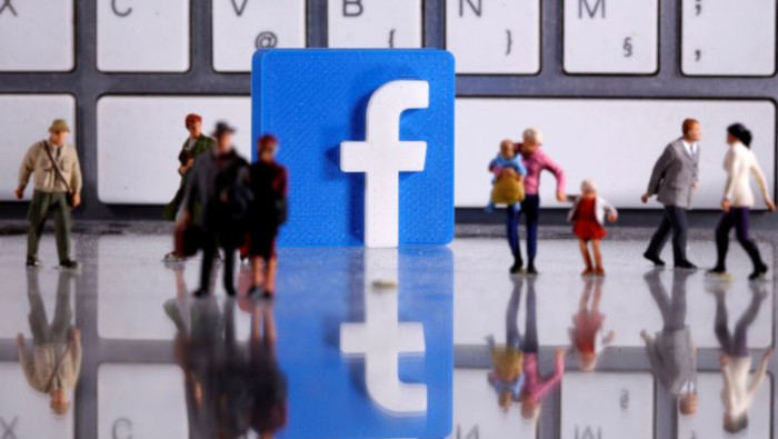 Facebook también eliminó unos 22.5 millones de mensajes con expresiones de odio en la red social.