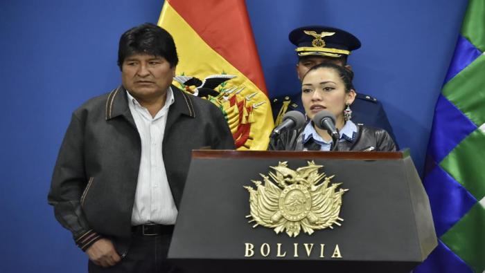 Salvatierra fue la Presidenta del Senado más joven de la historia de Bolivia, dado que tomó ese cargo a los 29 años de edad.