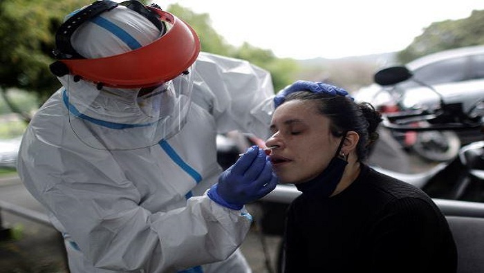 Las autoridades sanitarias de Costa Rica prosiguen la búsqueda de casos de coronavirus.