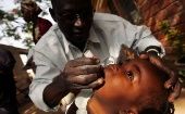 Desde hace varios años, la OMS desarrolla campañas de vacunación para erradicar la poliomelitis en África. 