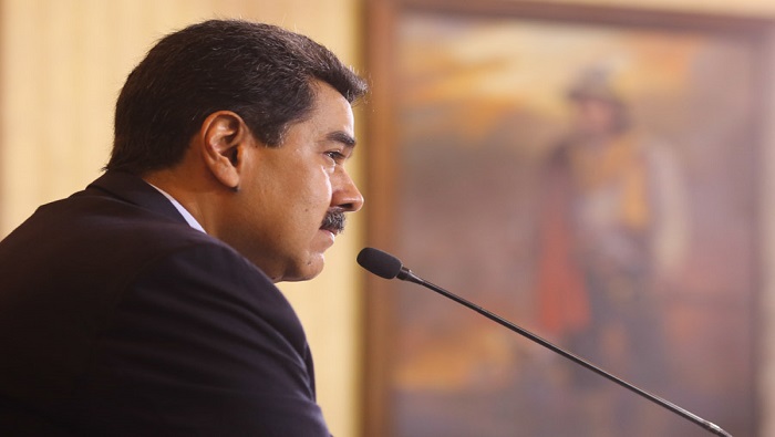 El titular venezolano propuso además darle rango de ley constitucional a las leyes del Poder Popular.