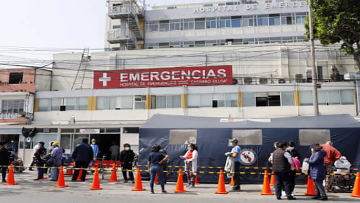 El gremio médico ha denunciado la falta de insumos para garantizar la protección del personal de salud durante la pandemia.