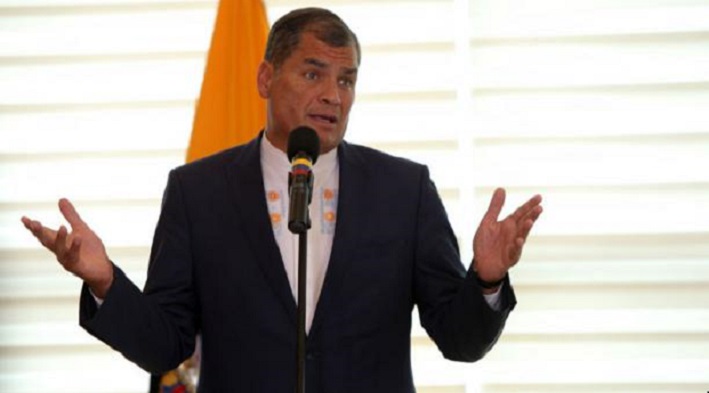El fallo de la Corte inhabilita también a Correa a ejercer sus derechos políticos por 21 años.