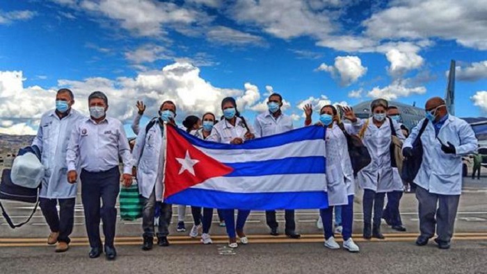 Desde hace varios meses, un contingente de médicos cubanos colabora en Perú en el enfrentamiento a la Covid-19.