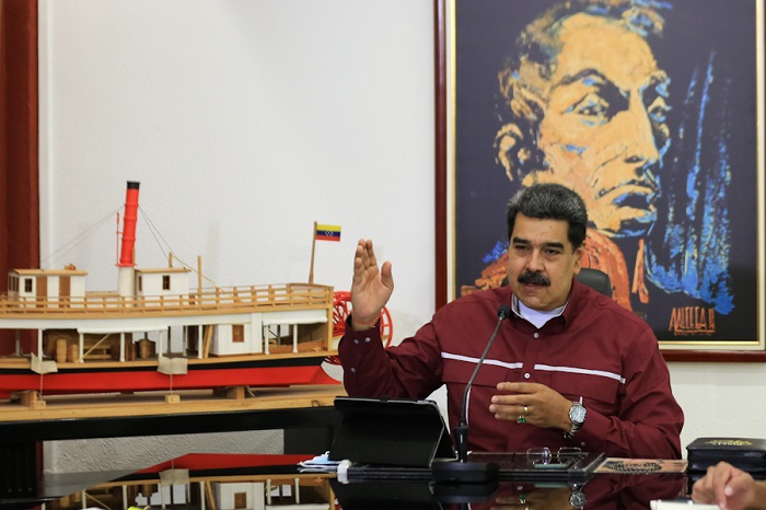 El presidente venezolano pidió al pueblo alerta máxima y calma ante las amenazas de violencia de la oposición con apoyo internacional.