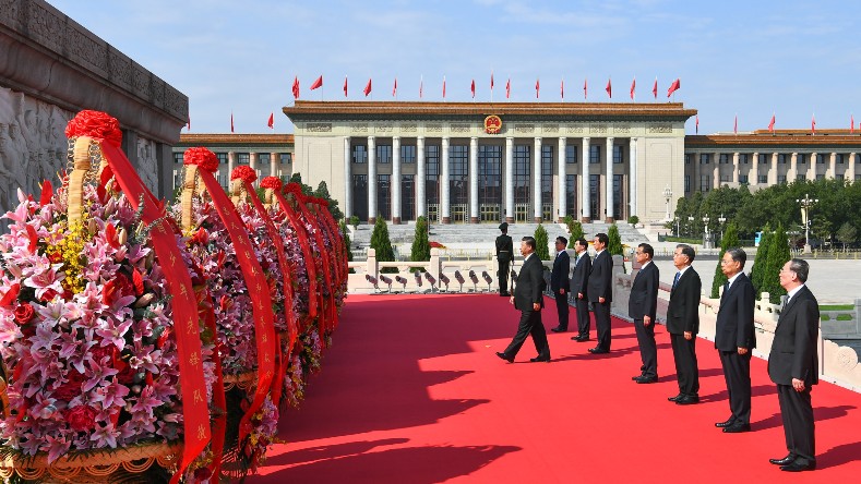 La plaza de Tianamen, en el corazón de la capital, Beijing, acoge cada año un gran desfile militar en homenaje a la fundación de la República Popular.