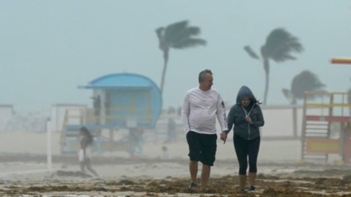 El gobernador de Florida, Ron De Santis, ya había declarado el estado de emergencia en el sur del estado el sábado por la tarde.