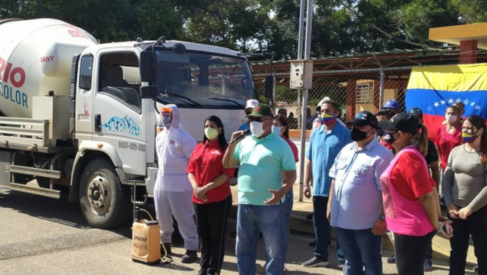 En el municipio Cabimas, estado Zulia, inició este viernes la Jornada Nacional de Desinfección y Embellecimiento.