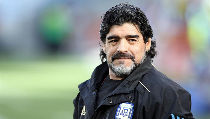 El deceso de Maradona ha tenido millones de reacciones en redes sociales, con expresiones de dolor y homenaje al astro argentino.