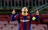 Messi deberá pagar 600 euros y una multa de 180 euros al Barcelona por su homenaje al D10s del fútbol argentino.