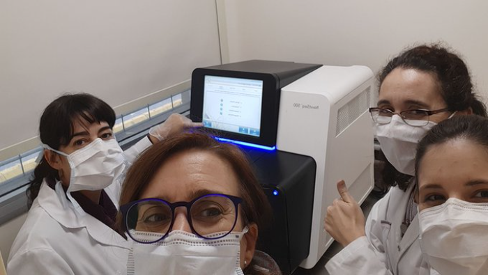 Investigadoras argentinas del Universidad Nacional de La Plata fueron premiadas por lograr secuenciar más de 400 genomas virales en pacientes de Argentina.