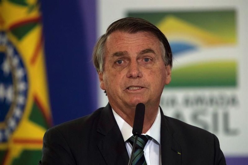 Las redes digitales se unen al pedido de renuncia del presidente de Brasil, J. Bolsonaro. tras declar que no puede hacer nada por el país.