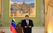 El presidente venezolano Nicolás Maduro saludó a los invitados internacionales que asistieron a la instalación de la Asamblea Nacional.