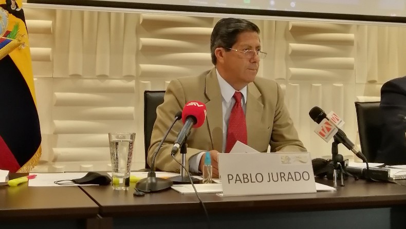 La demanda de los regidores provinciales insiste, como asegura Pablo Jurado, en que la disminución de las cuentas no vaya más allá del 5 por ciento, establecido por ley.