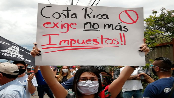 Los trabajadores de Costa Rica ya se movilizaron anteriormente contra el acuerdo con el FMI, el incremento de impuestos, la venta de activos estatales y otras pretensiones del Gobierno.
