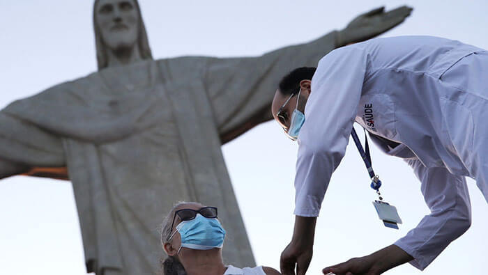 Brasil arrancó este lunes la campaña de vacunación anticovid.