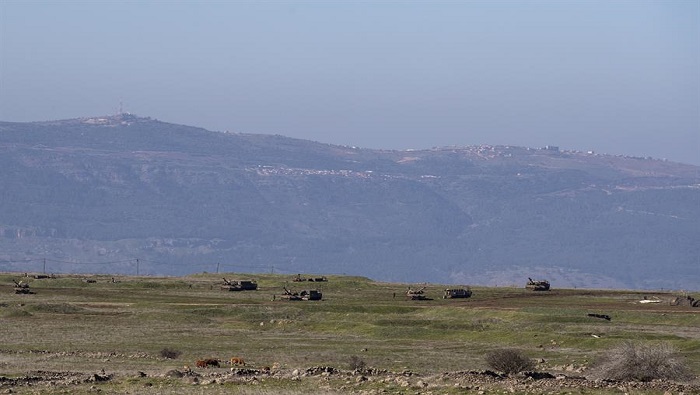 El Ministerio de Defensa sirio expresó que exactamente a las 22H42 hora local, “el enemigo israelí llevó a cabo una agresión aérea desde la dirección del Golán sirio ocupado