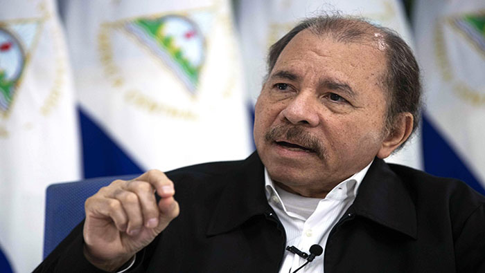 Ortega afirmó que “en nuestros triunfos (…) está Chávez. Está Fidel. Están Bolívar, Martí, Sandino”.