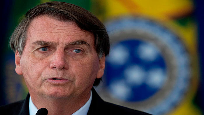 Desde el inicio de la pandemia, Bolsonaro ha contradecido los lineamientos de especialistas y autoridades de salud pública para hacer frente a la pandemia.