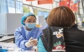 China ha organizado el funcionamiento de unos 75.000 centros de vacunación para inmunizar a su población contra el coronavirus.