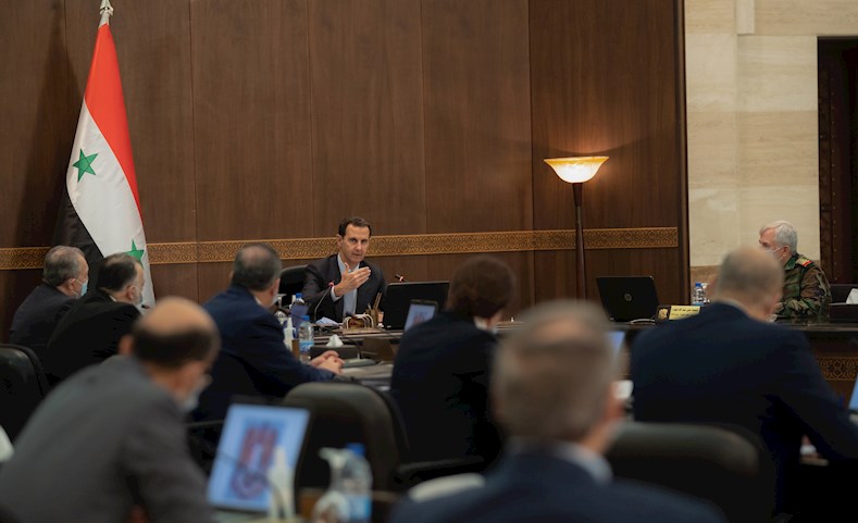 Tras casi un mes de enfermedad y convalecencia, el presidente sirio presidió esta propia jornada el primer Consejo de Ministros en Damasco.
