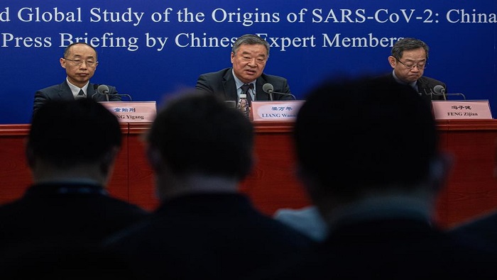 El jefe de los científicos chinos que tomaron parte en la indagación, Liang Wannian, aseguró que su país fue transparente con la OMS: