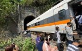 El accidente también ocasionó al menos 118 heridos y habría varias personas más atrapadas en los restos del tren.