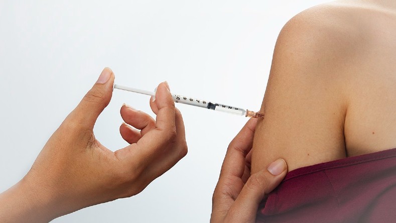 La imposibilidad de adquirir con prontitud las vacunas presentes en el mercado internacional ha quitado velocidad a la campaña de inmunización en Venzuela.