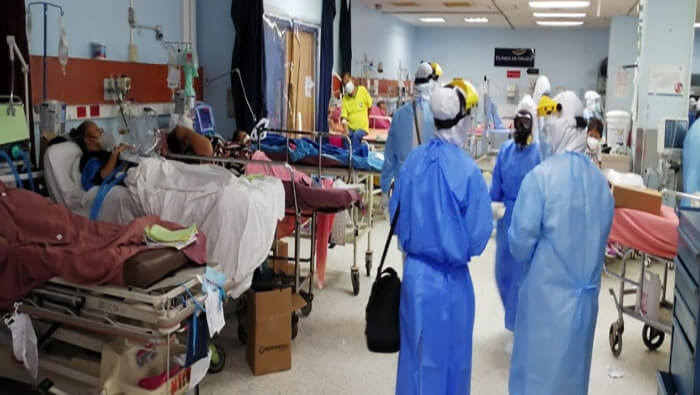 Según el ministerio, la mayoría de los contagiados han llegado de manera tardía a los hospitales para la atención médica, complicando su recuperación.