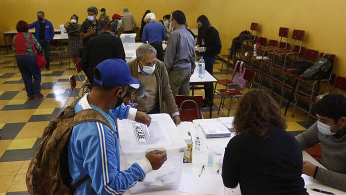 Chile se alista para una de las elecciones más grandes y relevantes del país.