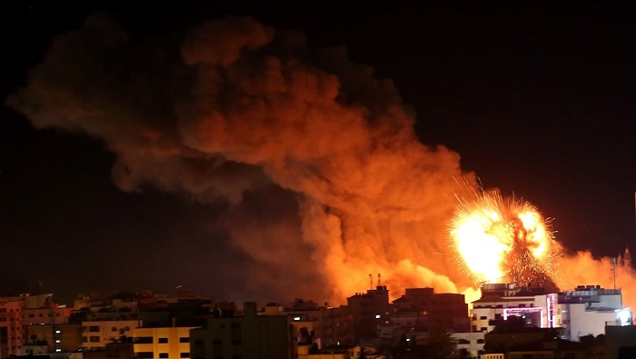 Medios internacionales informaron que este nuevo bombardeo de Israel ha dejado varias zonas de Gaza sin electricidad.