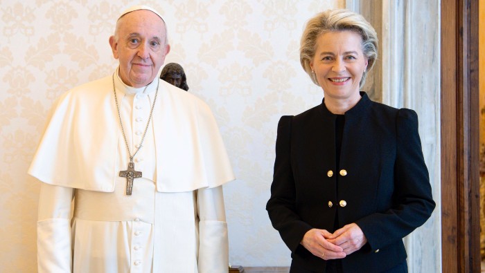 El encuentro entre el Papa y Úrsula Von der Leyen fue calificado de enriquecedor por la representante de la Comisión Europea