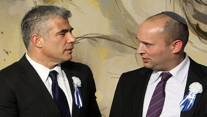 Yair Lapid y Naftali Bennett continúan sus negociaciones y buscan ampliar la cifra de parlamentarios que respalden su propuesta.