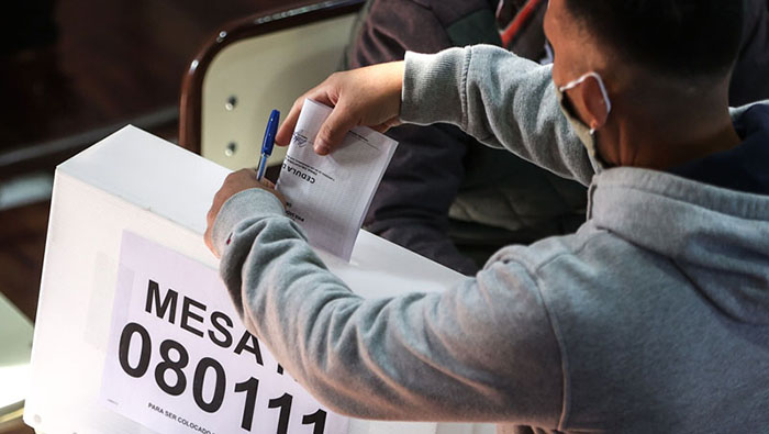 Para esta segunda vuelta electoral se instalaron 83.048 mesas de sufragio en el territorio nacional y 3.440 mesas en el extranjero.
