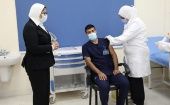 El proceso de vacunación en Egipto se inició con el personal de salud.