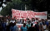 Miles de griegos se movilizan en rechazo a la reforma laboral