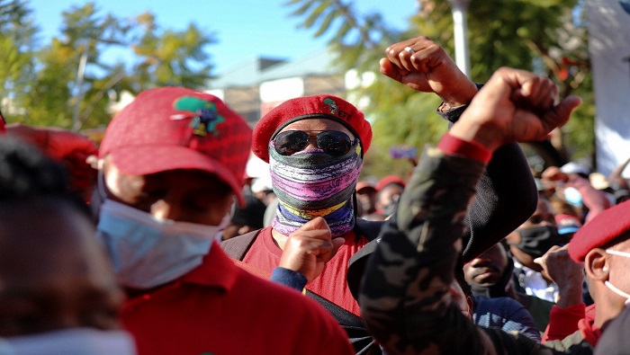 La marcha tuvo lugar a las 10H00, hora local, y se dirigió a la oficina de la Autoridad Reguladora de Sudáfrica