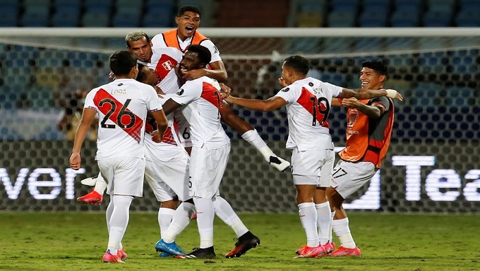 Perú debe esperar a su rival que saldrá del encuentro entre Brasil y Chile.