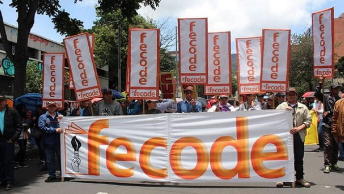 Fecode denunció las amenazas desde el Ministerio de Educación contra los docentes que no se reincorporen a sus labores.