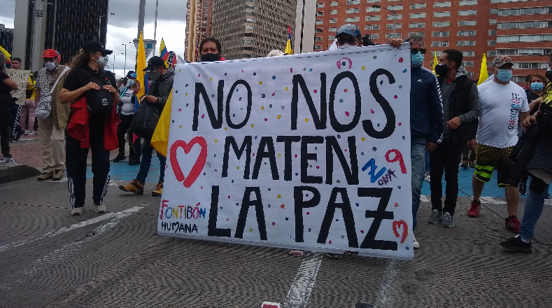 En la capital del país, Bogotá, las movilizaciones han estado protagonizadas por los llamados a la paz  en el territorio.